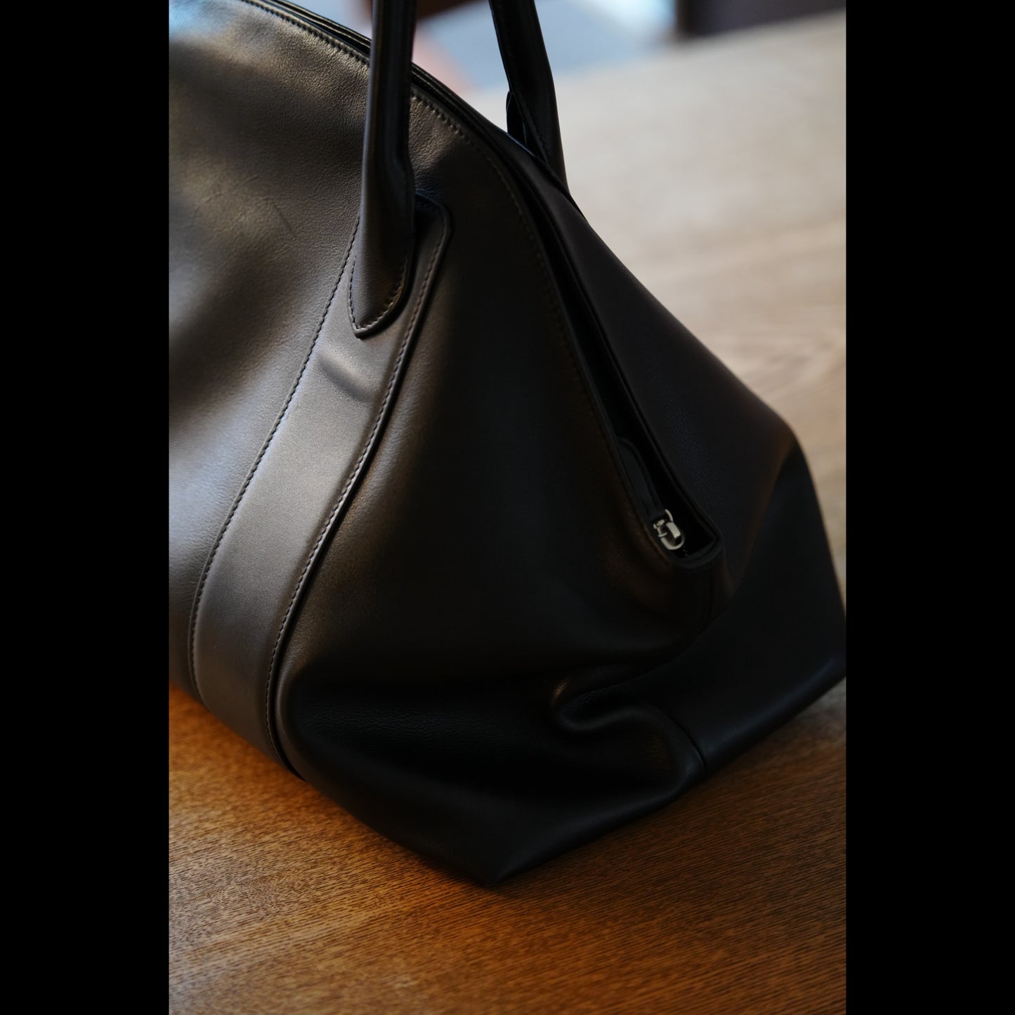 近日発売予定 : ボストントート レザー製 【受注生産】【メンバー限定】【数量限定】