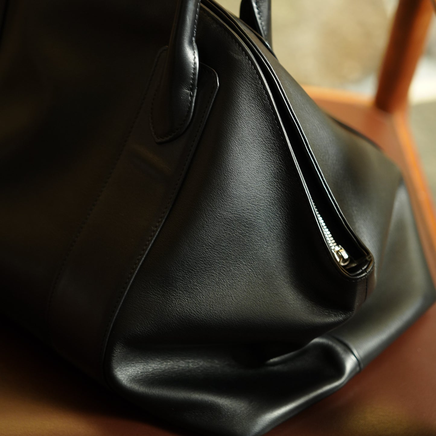 近日発売予定 : ボストントート レザー製  【受注生産】【メンバー限定】【数量限定】